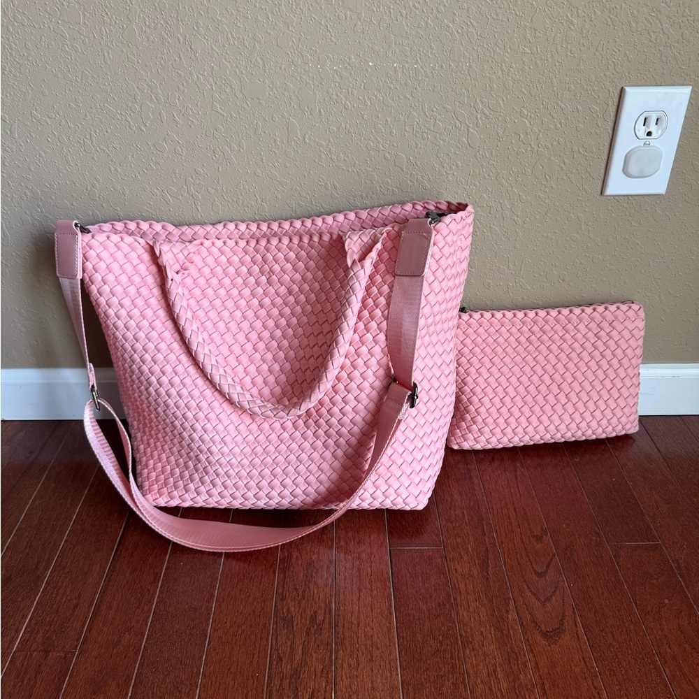 Sol and Selene SKY'S THE LIMIT - MEDIUM TOTE